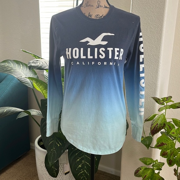Hollister Tops - Holister long sleeve Gently used. XS Obrien Blues.